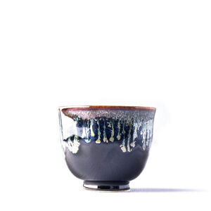 MADE IN JAPAN Hrnek na čaj černý s modrými kapkami 150 ml